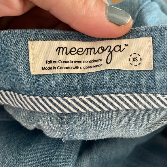 Meemoza ethically produced a line denim look skirt with pockets in xs - Picture 4 of 6